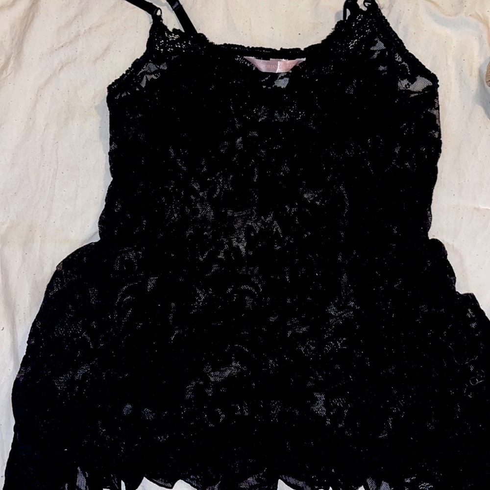VICTORIA SECRET  BLACK BABYDOLL WITH BOTTOMS